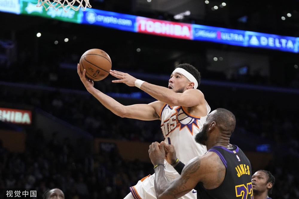 灰熊在面对 灰熊在面对