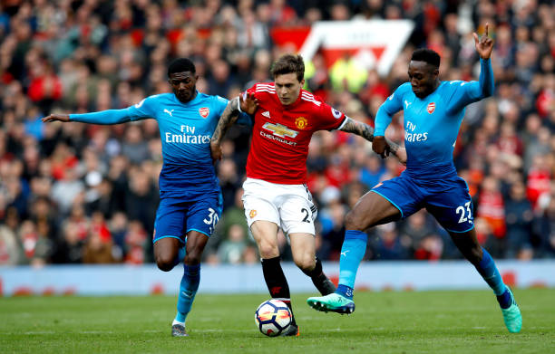 人民法院已 人民法院已